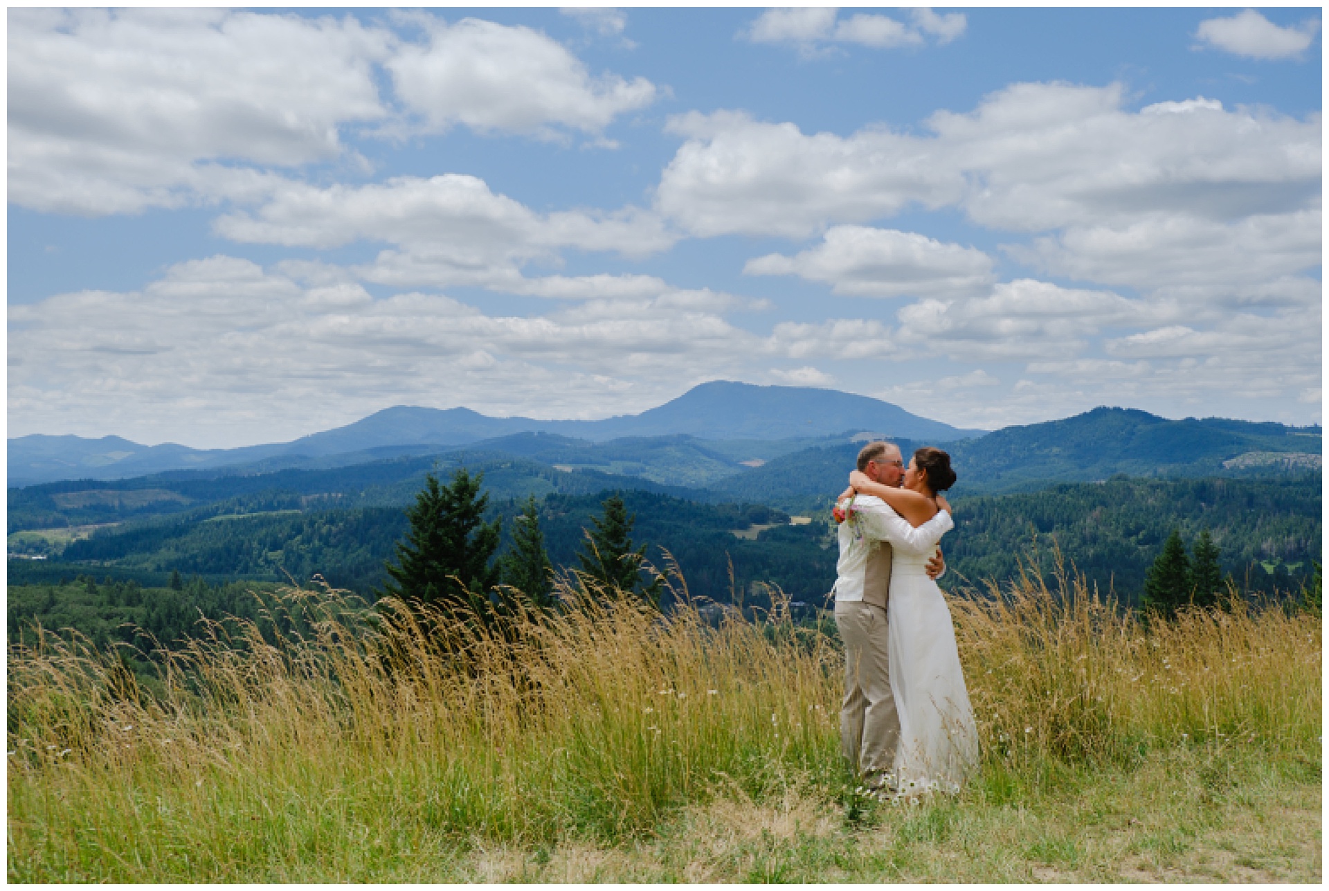 Bride and groom at a mountain wedding in Corvallis Oregon.