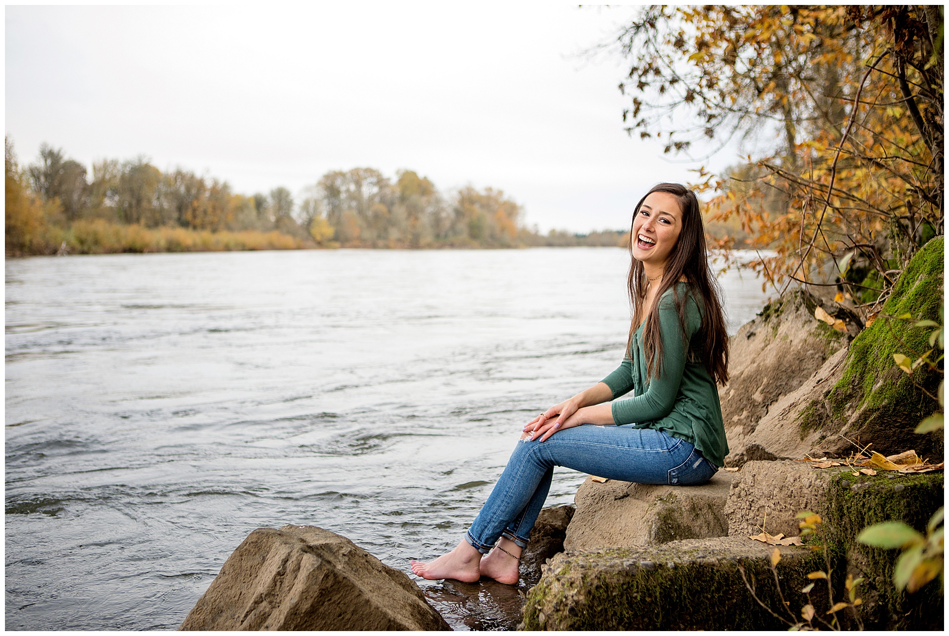 Senior pictures in Gig Harbor Washington by Alison Smith photographer